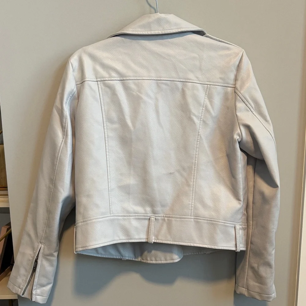 Bagatelle Light Gray Snakeskin Leather Jacket - Picture 7 of 9